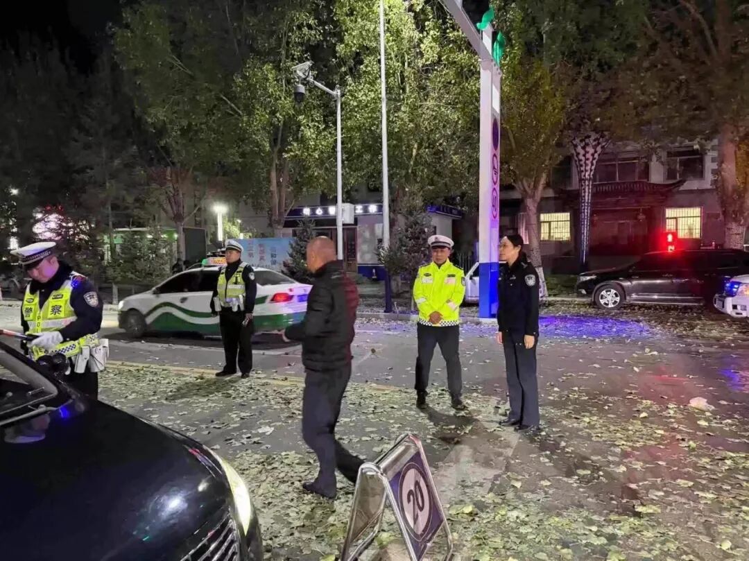 统一行动，查处违法2561起！